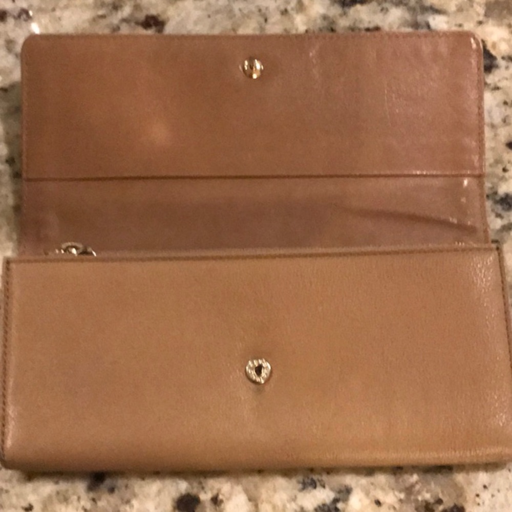 Authentic Burberry Wallet - Picture 2 of 7